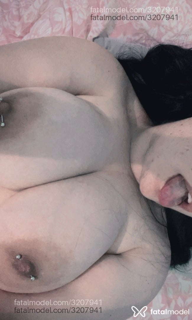 Acompanhante mulher morena (o) de olhos mel em Virtual - Kate Love