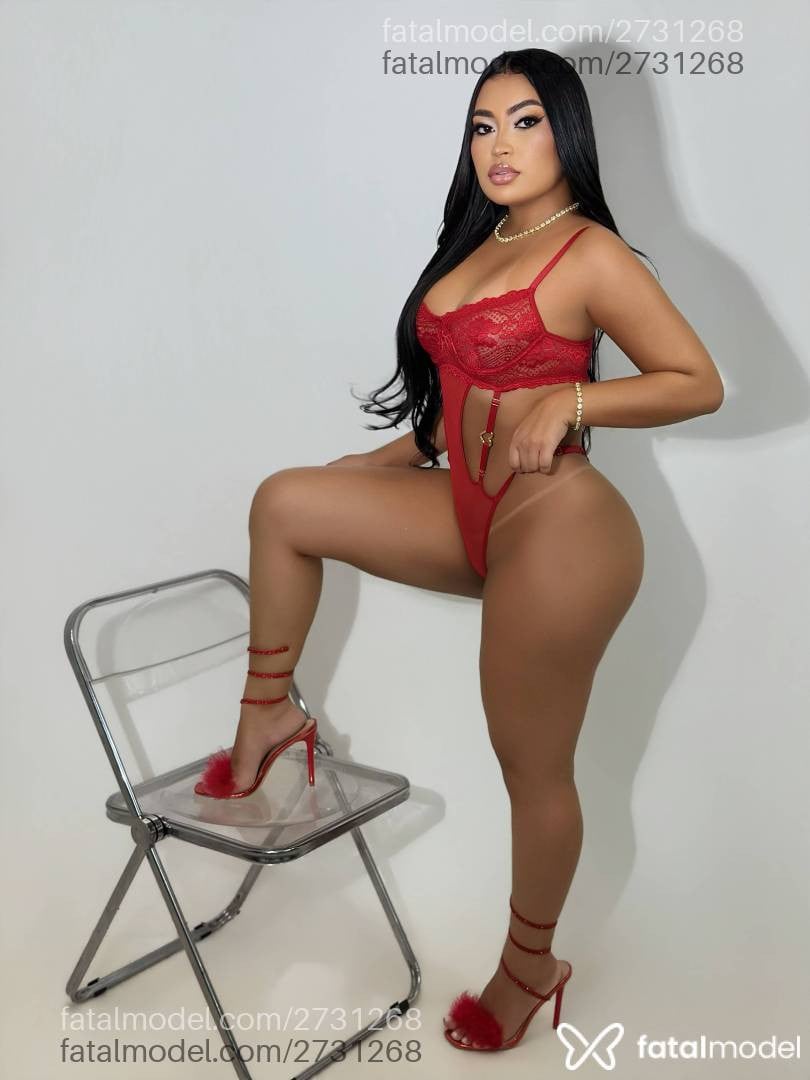 Acompanhante mulher morena (o) de olhos castanhos - Bianca Mello
