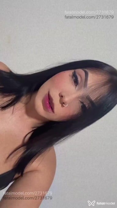 Acompanhante mulher morena (o) de olhos castanhos em Itajaí - Sabrina