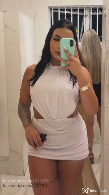 Acompanhante mulher morena (o) de olhos castanhos em Itajaí - Sabrina