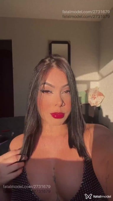 Acompanhante mulher morena (o) de olhos castanhos em Itajaí - Sabrina