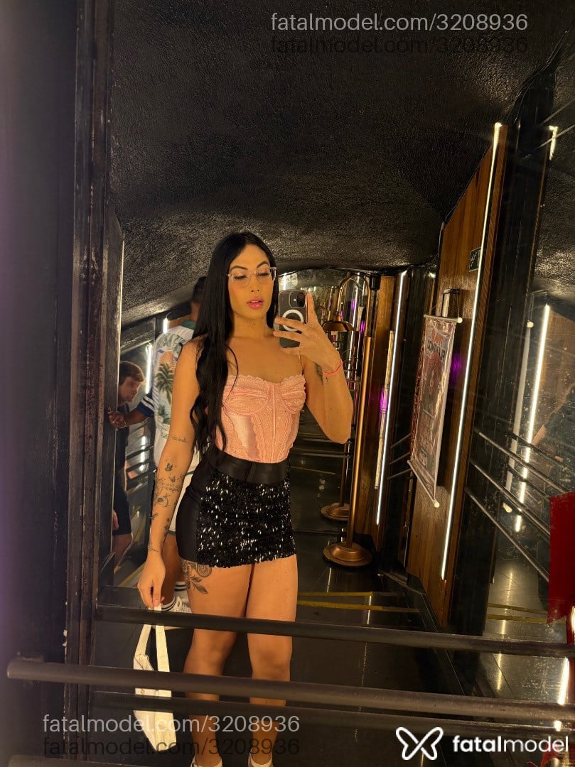 Acompanhante mulher trans morena (o) de olhos pretos em Rio de Janeiro - Bruna