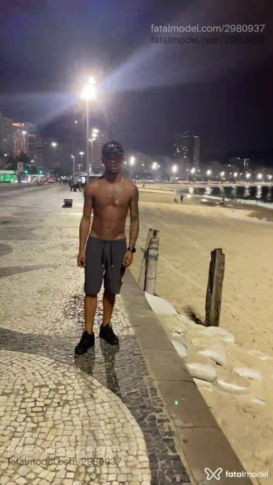 Acompanhante homem morena (o) de olhos pretos em Rio de Janeiro - Alexandre Magalhãe