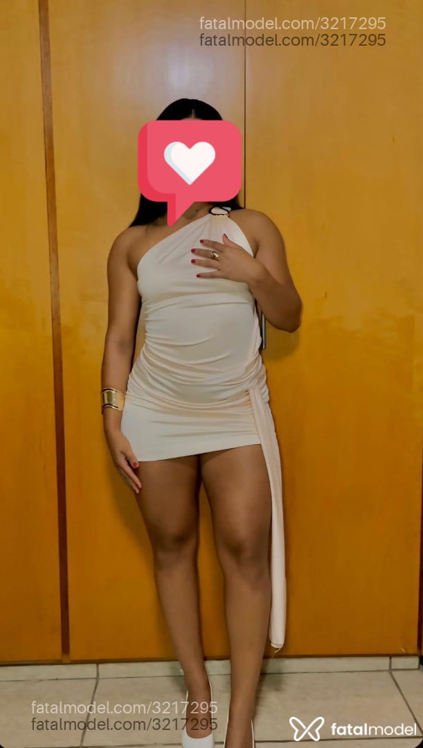 Acompanhante mulher com cabelo castanho de olhos castanhos em Brasília - Kamyla