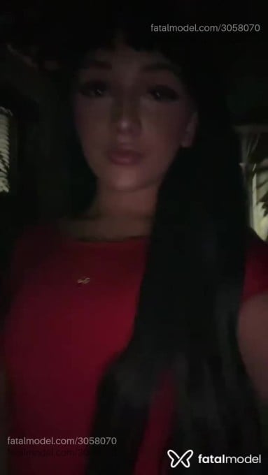 Acompanhante mulher trans morena (o) de olhos castanhos em Brasília - Isis