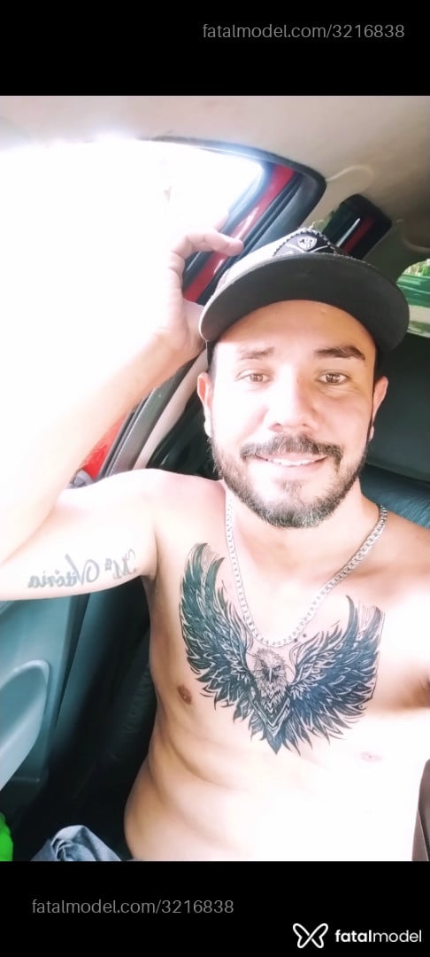 Acompanhante homem com cabelo castanho de olhos castanhos em Uberlândia - Xapoca