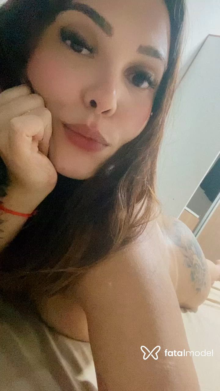 Acompanhante mulher morena (o) de olhos castanhos - Manu