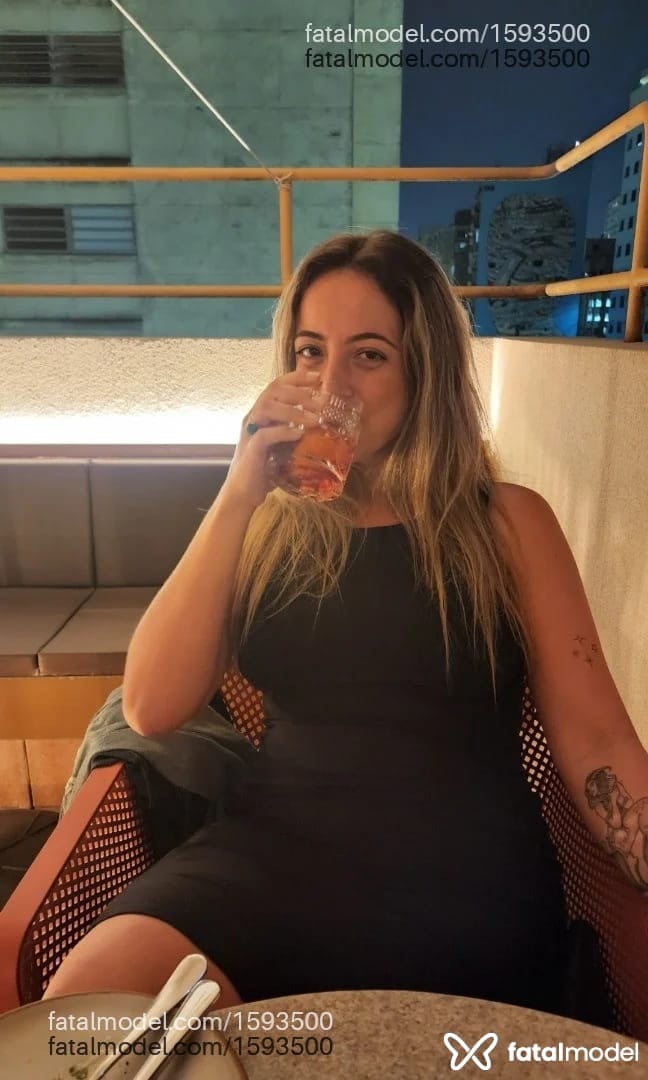 Acompanhante mulher loira (o) de olhos castanhos em São Paulo - Rafaella Gatti