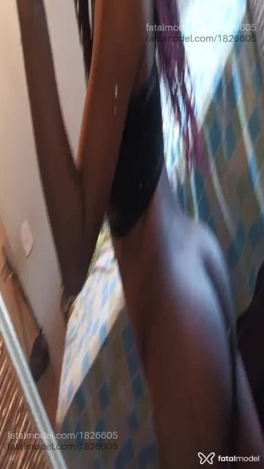 Acompanhante mulher trans ruiva (o) de olhos pretos em Guarujá - Polly