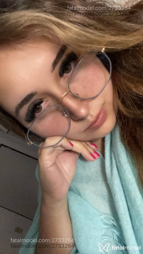 Acompanhante mulher loira (o) de olhos azuis - Poliana Duarte Acompanhante mulher loira (o) de olhos azuis - Poliana Duarte