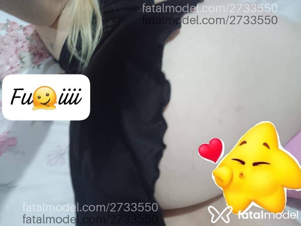 Acompanhante mulher loira (o) de olhos azuis - Emilly