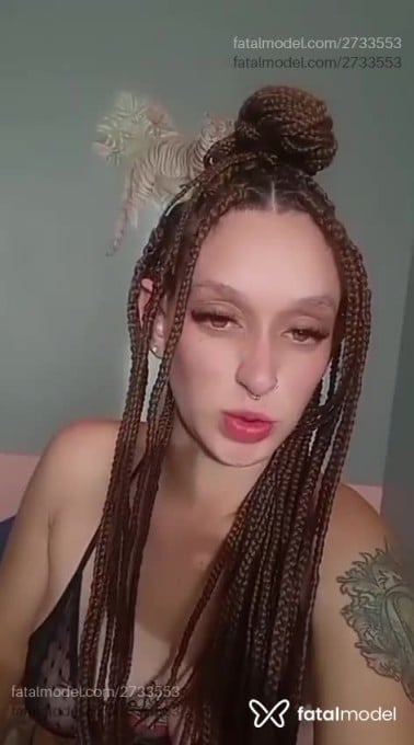 Acompanhante mulher ruiva (o) de olhos verdes em Maringá - Sol Barros