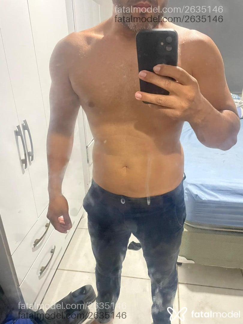 Acompanhante homem morena (o) de olhos castanhos em João Pessoa - Victor