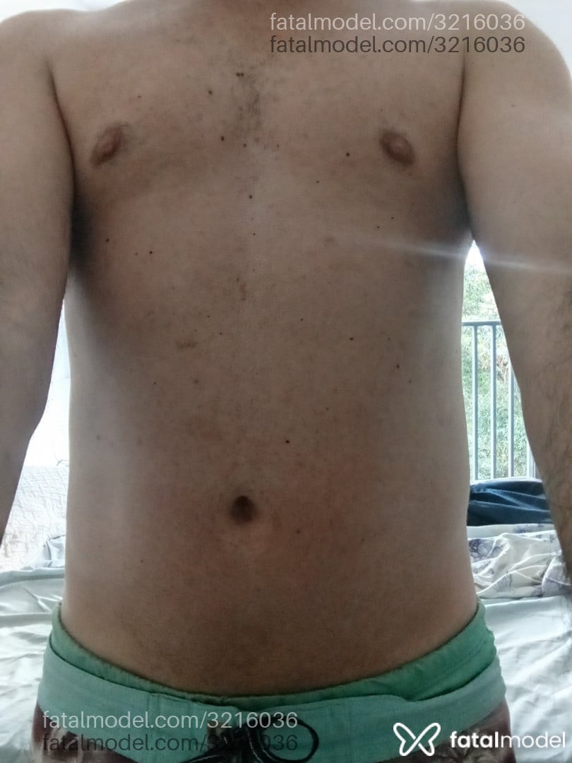 Acompanhante homem com cabelo grisalho de olhos pretos em São Paulo Acompanhante homem com cabelo grisalho de olhos pretos em São Paulo - Mister Bruno