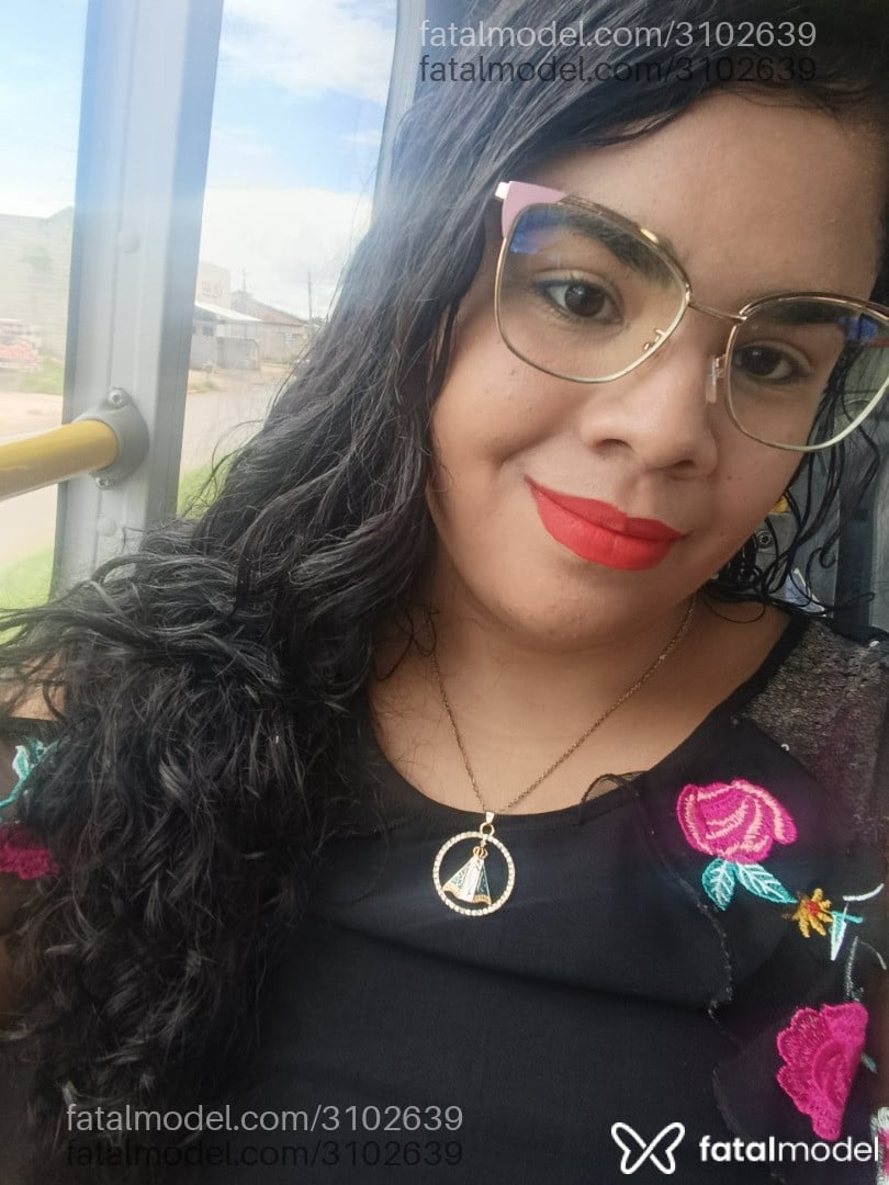 Acompanhante mulher morena (o) de olhos pretos em Goiânia - Lara