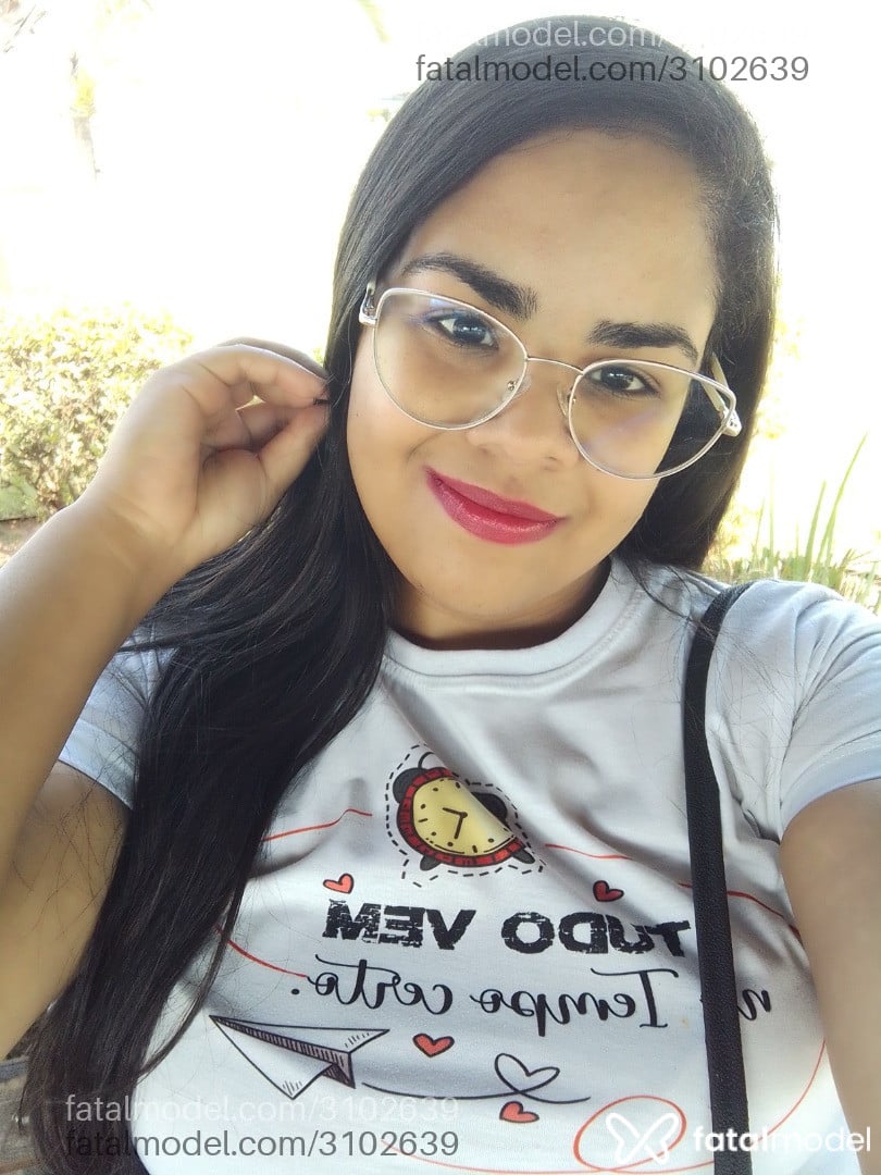 Acompanhante mulher morena (o) de olhos pretos em Goiânia - Lara