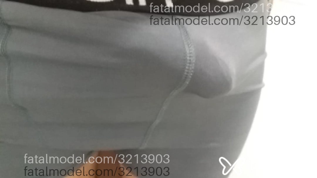 Acompanhante homem morena (o) de olhos pretos em Joinville - Karlos