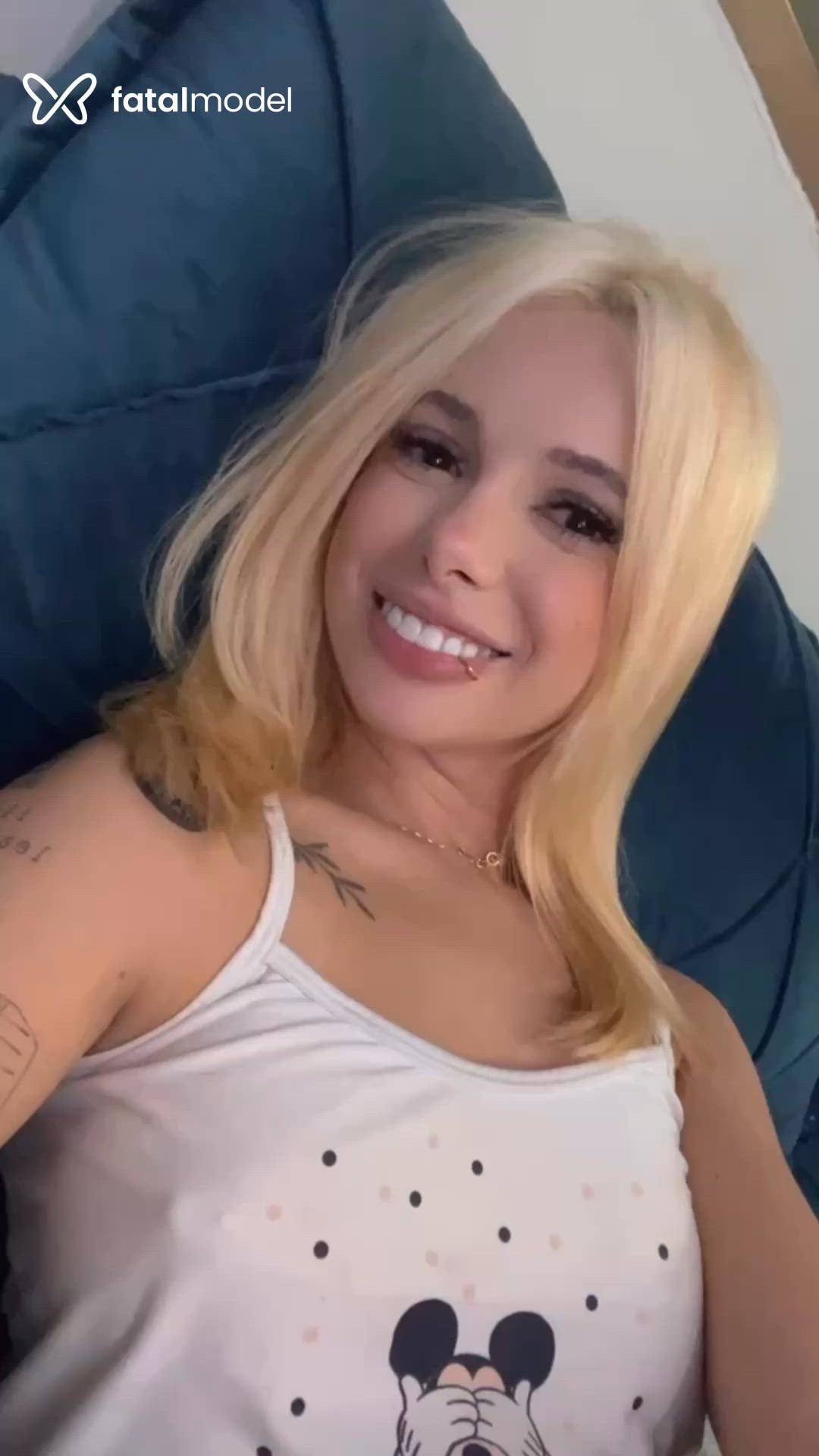 Acompanhante mulher loira (o) de olhos castanhos em São Paulo - Mel Dias