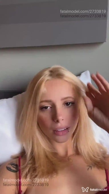 Acompanhante mulher loira (o) de olhos castanhos em São Paulo - Mel Dias