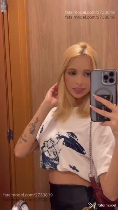 Acompanhante mulher loira (o) de olhos castanhos em São Paulo - Mel Dias