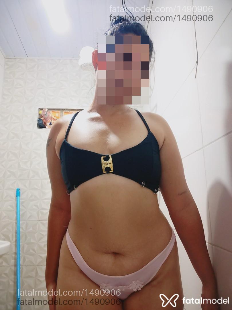 Acompanhante mulher com cabelo castanho de olhos castanhos em Guarantã do Norte Acompanhante mulher com cabelo castanho de olhos castanhos em Guarantã do Norte - Lility