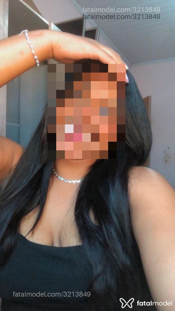 Acompanhante mulher com cabelo castanho de olhos castanhos em Brasília - Fernanda