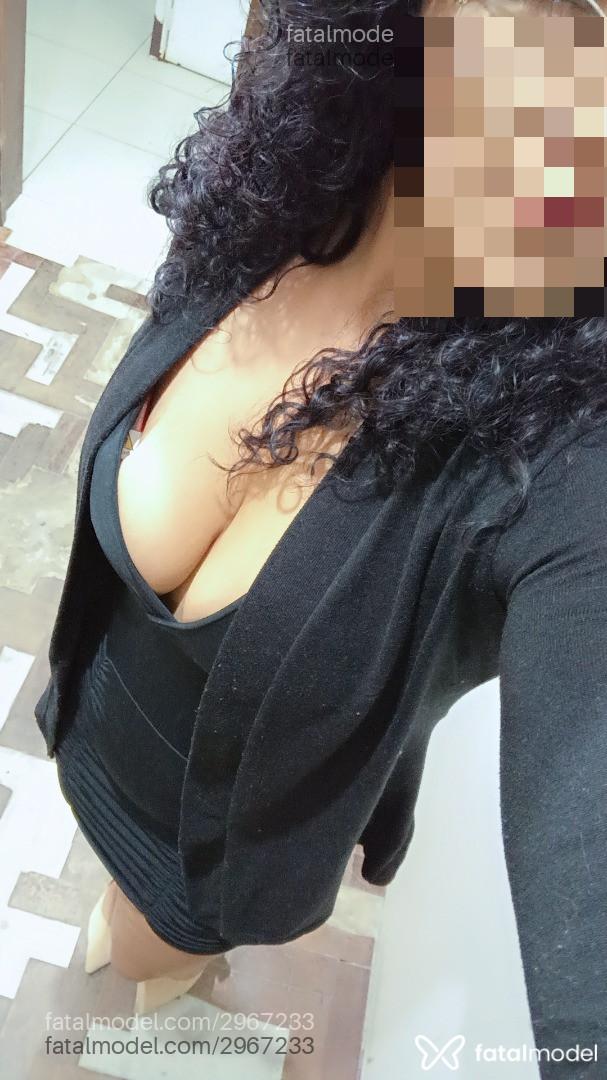 Acompanhante mulher com cabelo castanho de olhos castanhos em Cachoeirinha - Afrodite