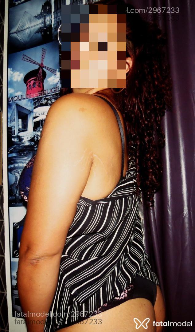 Acompanhante mulher com cabelo castanho de olhos castanhos em Cachoeirinha - Afrodite