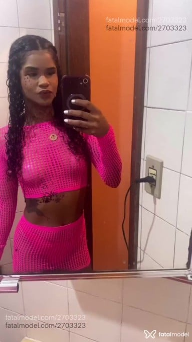 Acompanhante mulher morena (o) de olhos castanhos - Anne Silva Acompanhante mulher morena (o) de olhos castanhos - Anne Silva