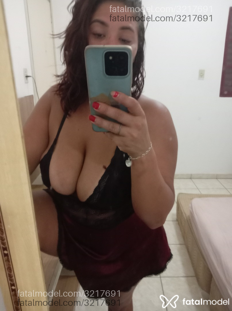Acompanhante mulher morena (o) de olhos castanhos - Kelly Souza Acompanhante mulher morena (o) de olhos castanhos - Kelly Souza