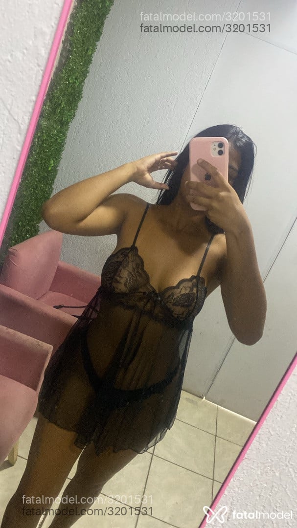 Acompanhante mulher morena (o) de olhos pretos em Brasília Acompanhante mulher morena (o) de olhos pretos em Brasília - Vanessa Santos