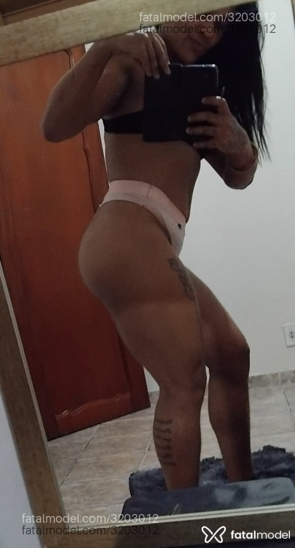 Acompanhante mulher morena (o) de olhos pretos - Bebel Acompanhante mulher morena (o) de olhos pretos - Bebel