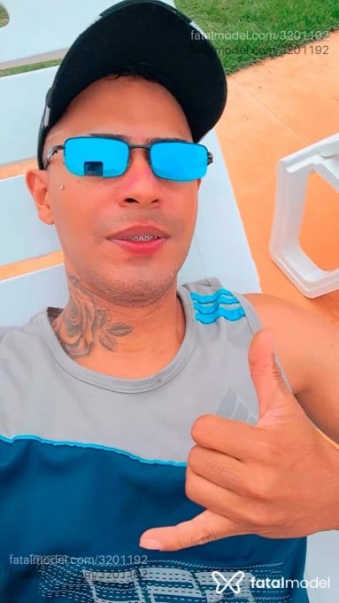Acompanhante homem morena (o) de olhos pretos em Espírito Santo do Pinhal Acompanhante homem morena (o) de olhos pretos em Espírito Santo do Pinhal - Wellington Negri