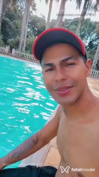 Acompanhante homem morena (o) de olhos pretos em Espírito Santo do Pinhal Acompanhante homem morena (o) de olhos pretos em Espírito Santo do Pinhal - Wellington Negri
