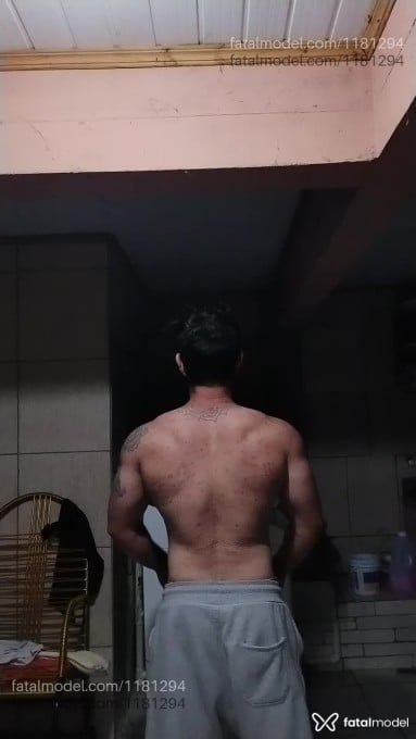 Acompanhante homem com cabelo castanho de olhos castanhos em São Paulo - Robenzeta