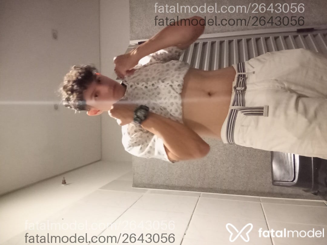 Acompanhante homem com cabelo castanho de olhos castanhos em Cascavel - Marlon