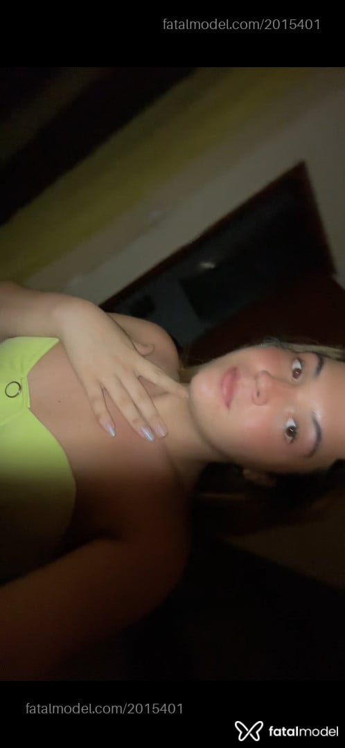 Acompanhante mulher trans loira (o) de olhos castanhos em Volta Redonda - Bruna