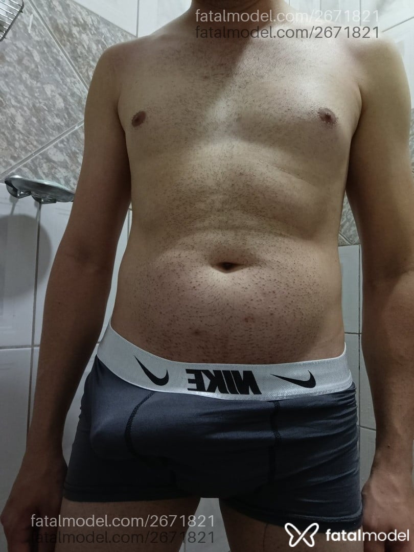 Acompanhante homem morena (o) de olhos castanhos em Goiânia - Daniel