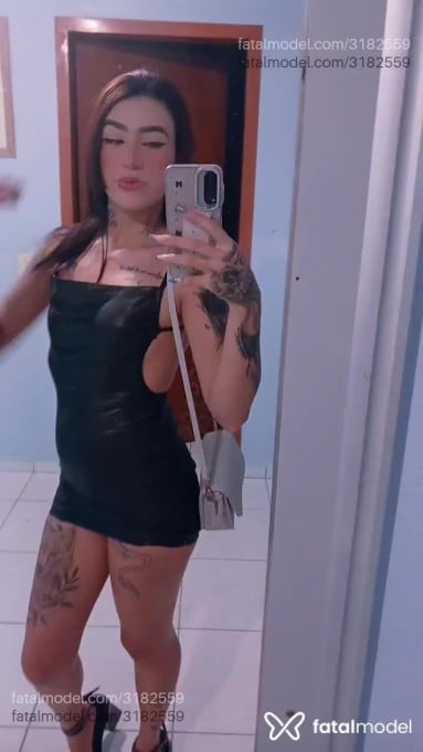 Acompanhante mulher morena (o) de olhos castanhos em Itapema - Melissa