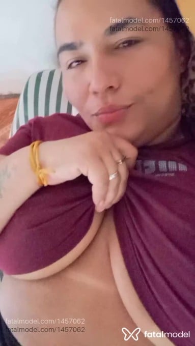 Acompanhante mulher morena (o) de olhos castanhos em Santa Helena de Goiás Acompanhante mulher morena (o) de olhos castanhos em Santa Helena de Goiás - Janny