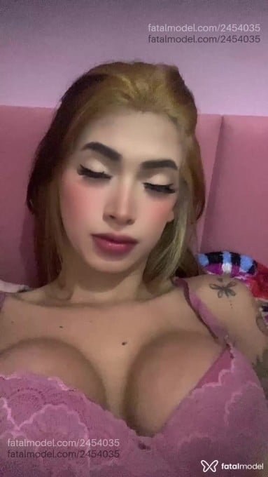 Acompanhante mulher trans morena (o) de olhos pretos em Anápolis - Emilly Gulosi