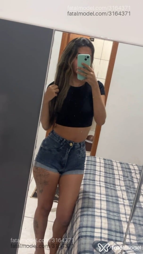 Acompanhante mulher loira (o) de olhos pretos em Campo Grande - Mariana