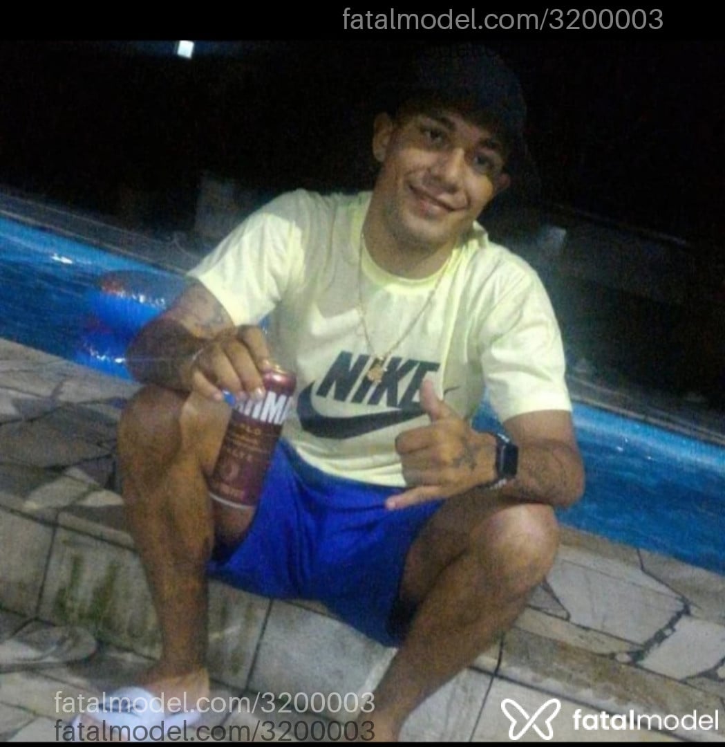 Acompanhante homem com cabelo castanho de olhos castanhos em São Paulo - Eduardo