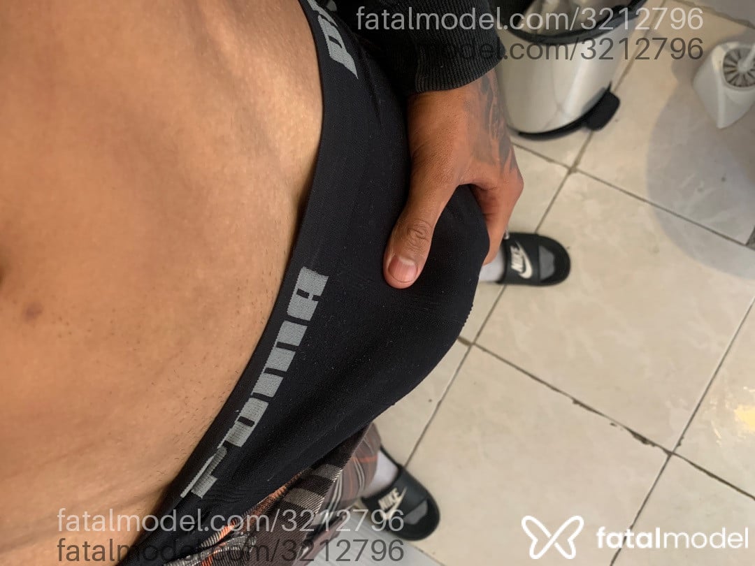 Acompanhante homem morena (o) de olhos castanhos em Curitiba Acompanhante homem morena (o) de olhos castanhos em Curitiba - Ntzjob
