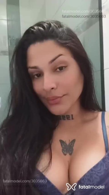 Acompanhante mulher trans morena (o) de olhos pretos em Virtual - Laura