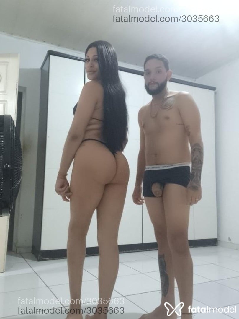 Acompanhante mulher trans morena (o) de olhos pretos em Virtual Acompanhante mulher trans morena (o) de olhos pretos em Virtual - Laura