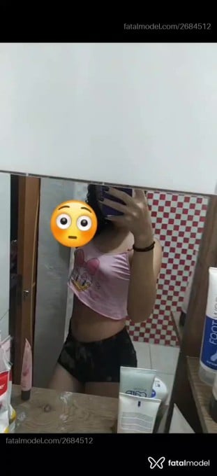 Acompanhante mulher trans morena (o) de olhos castanhos em Timóteo - Julia