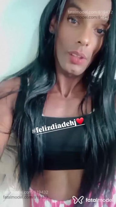 Acompanhante travesti morena (o) de olhos castanhos em Maringá Acompanhante travesti morena (o) de olhos castanhos em Maringá - Nicole Boldrinne