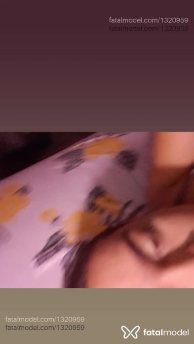Acompanhante travesti com cabelo castanho de olhos mel em Cáceres Acompanhante travesti com cabelo castanho de olhos mel em Cáceres - Rápidiinhaa