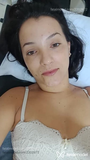 Acompanhante mulher com cabelo castanho de olhos castanhos em Ribeirão Preto Acompanhante mulher com cabelo castanho de olhos castanhos em Ribeirão Preto - Ritualdotoque